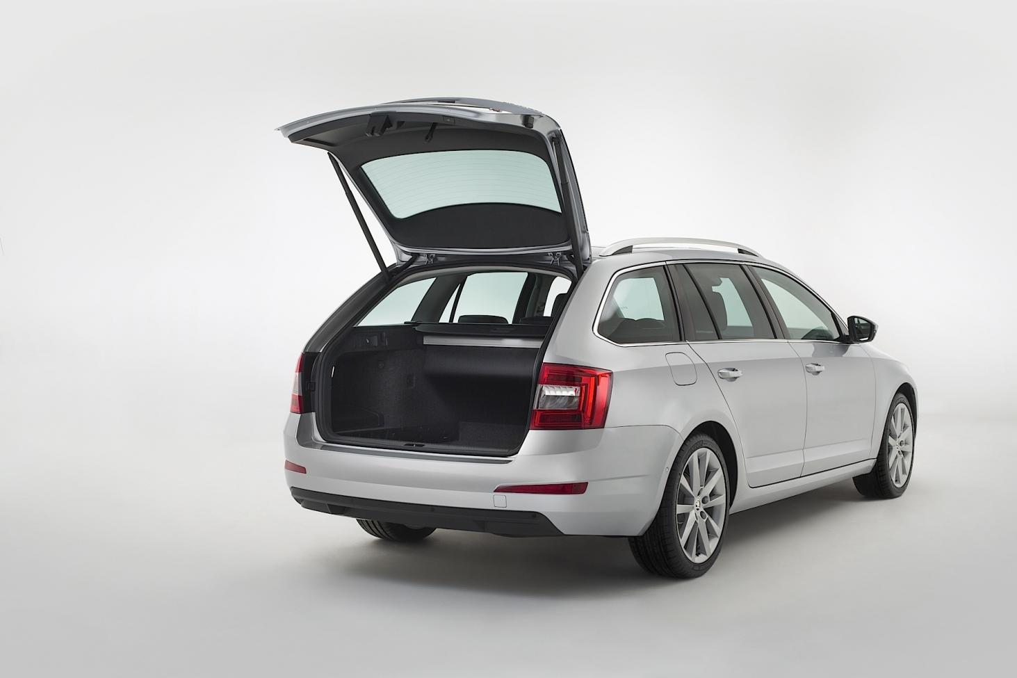 SKODA Octavia Combi 2013   