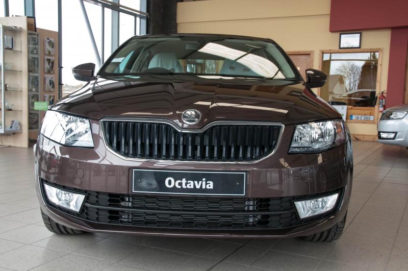 skoda octavia 2013 brown 03 -  