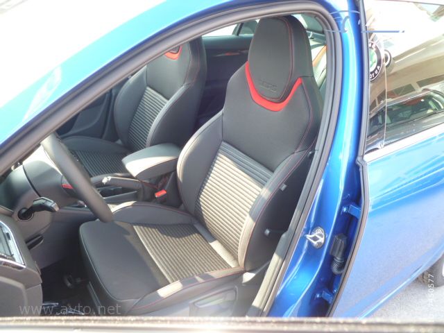   Octavia RS - 