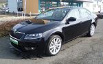    Skoda Octavia A7    (Pearl Black).